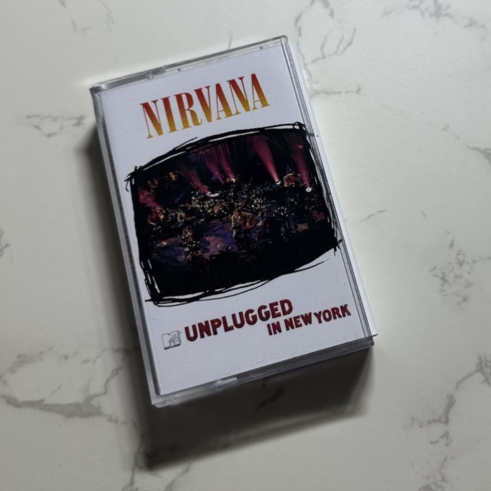 Brand New Sealed Cassette Tape - đánh giá và giá Live Rock